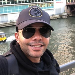 Meet your Posher, Julius